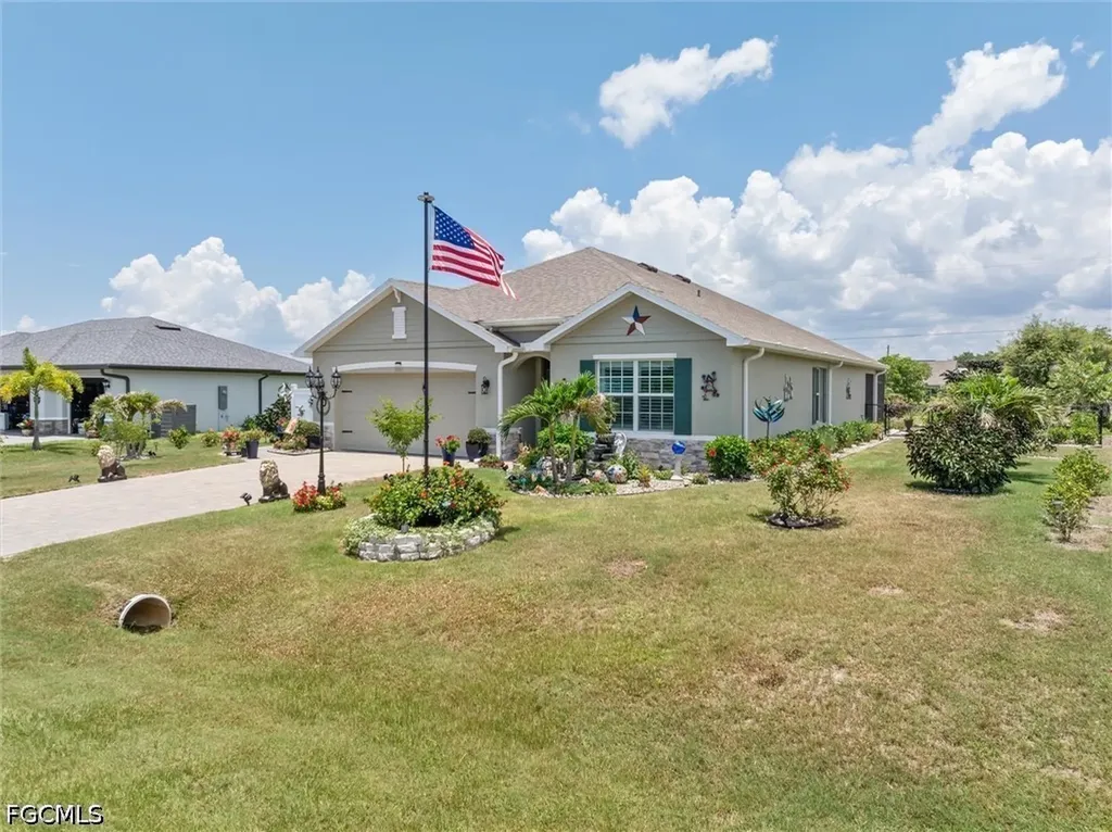 25266 Estrada Circle Punta Gorda FL 33955