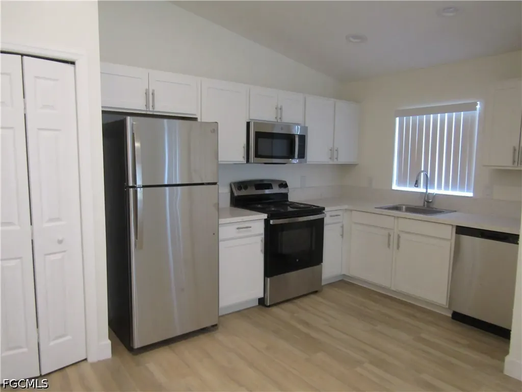 4527 28th Street SW Lehigh Acres FL 33973