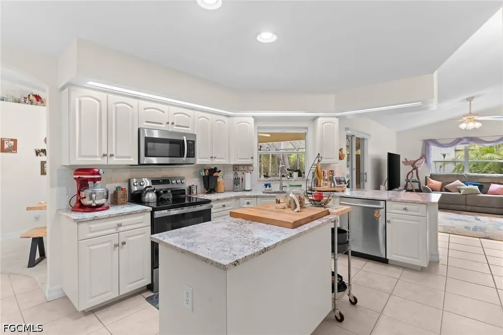 14151 Cemetery Road Fort Myers FL 33905