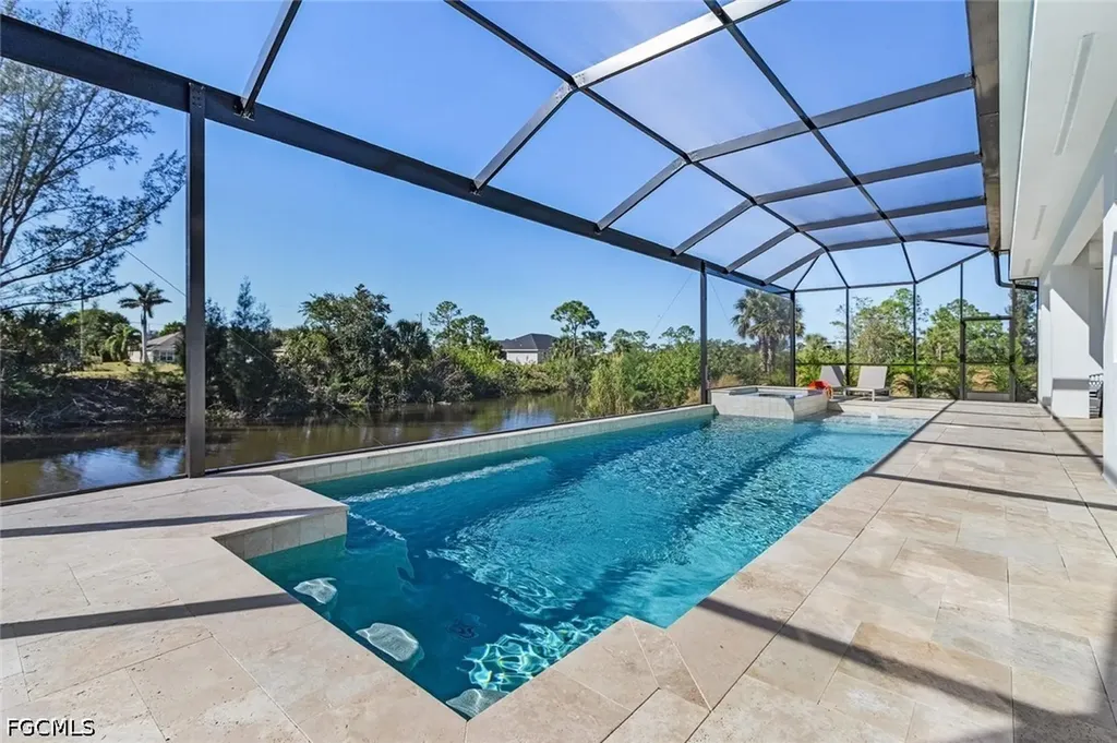 4337 NE 9th Court Cape Coral FL 33909