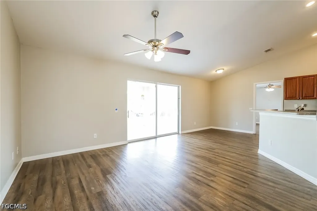 3201 42nd Street SW Lehigh Acres FL 33976