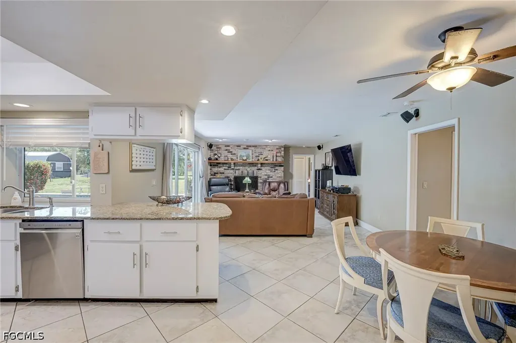 19250 Tammy Lane North Fort Myers FL 33917