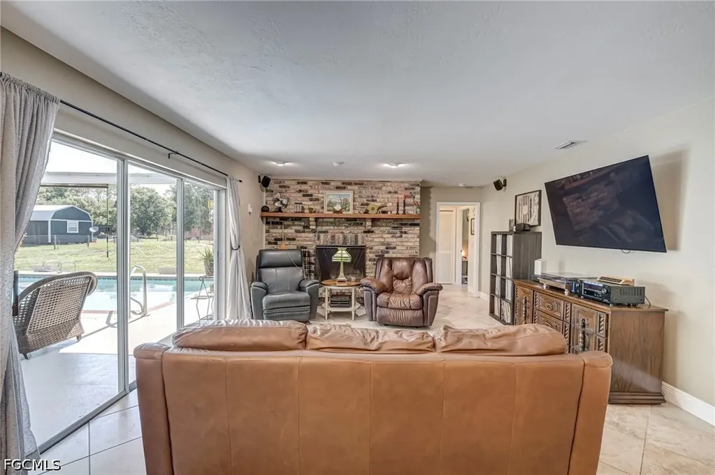19250 Tammy Lane North Fort Myers FL 33917