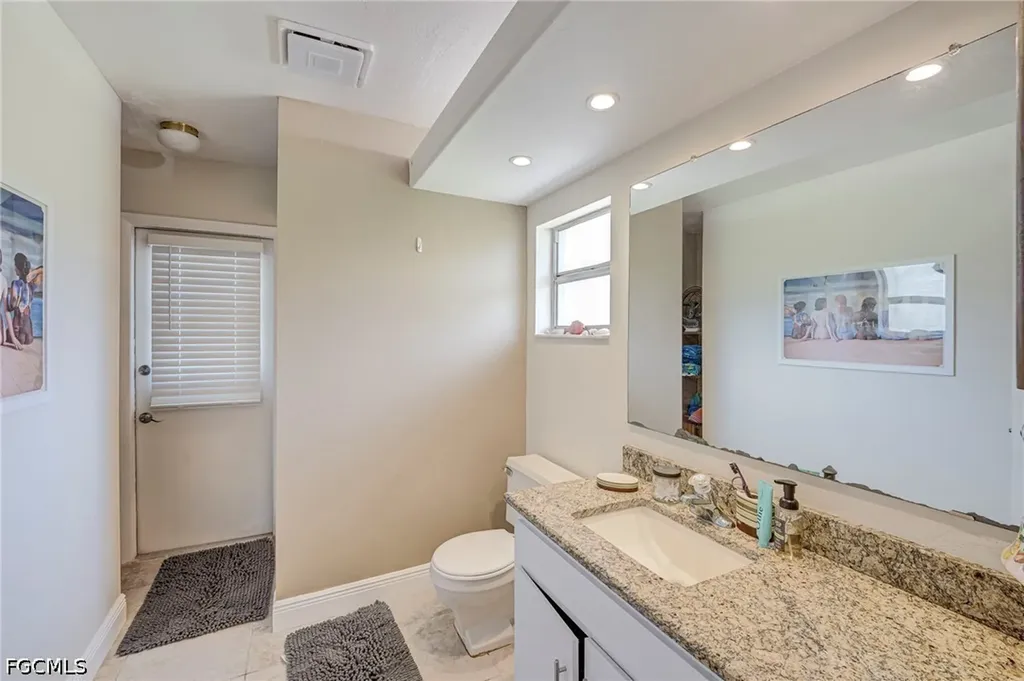 19250 Tammy Lane North Fort Myers FL 33917