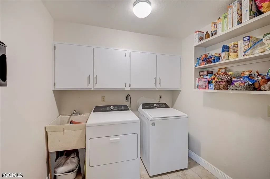 19250 Tammy Lane North Fort Myers FL 33917