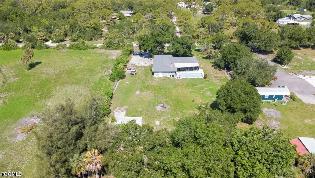 19250 Tammy Lane North Fort Myers FL 33917