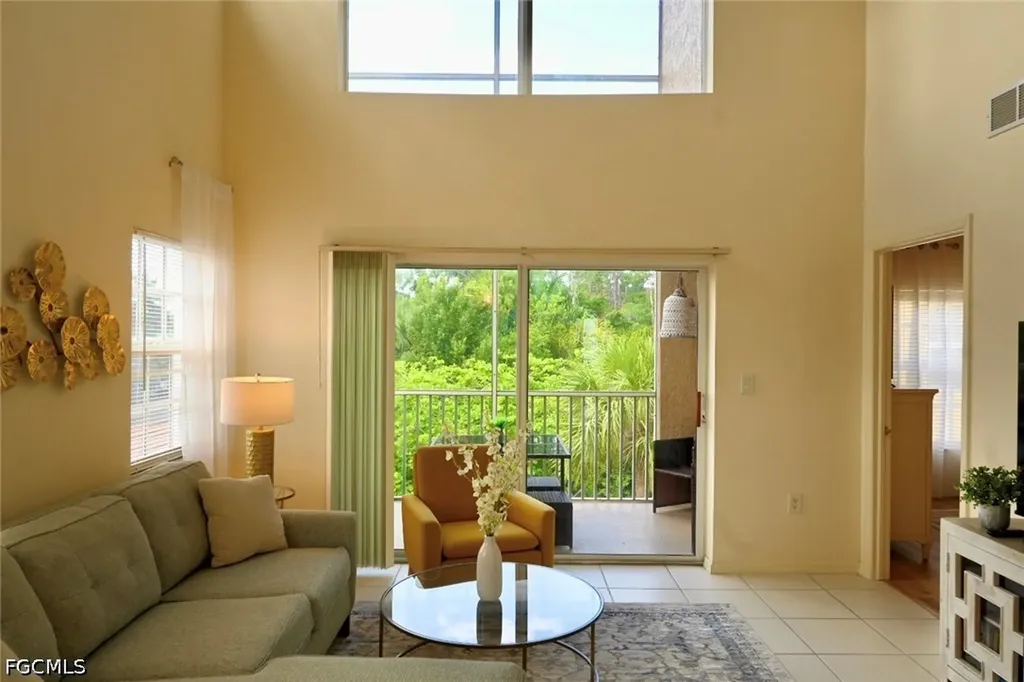 4450 Botanical Place Circle Naples FL 34112