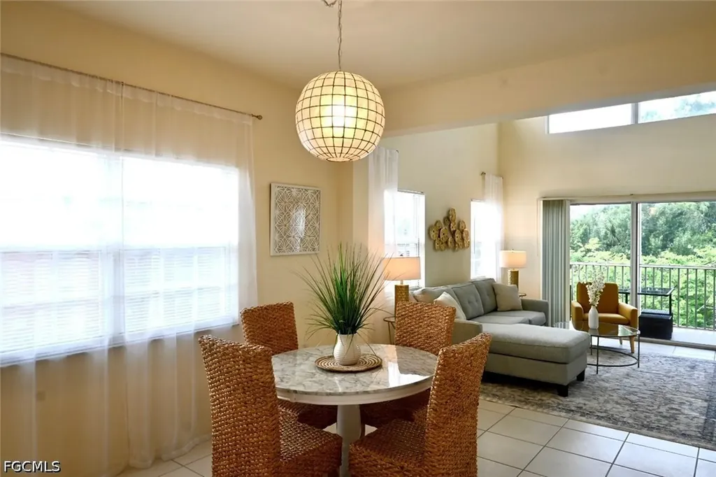 4450 Botanical Place Circle Naples FL 34112