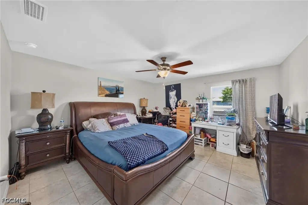 3903 NW 38th Street Cape Coral FL 33993