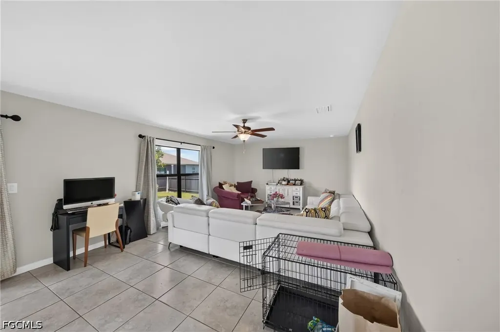 3903 NW 38th Street Cape Coral FL 33993