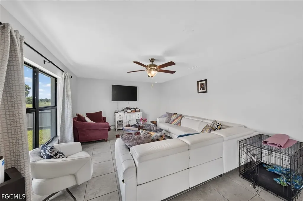 3903 NW 38th Street Cape Coral FL 33993