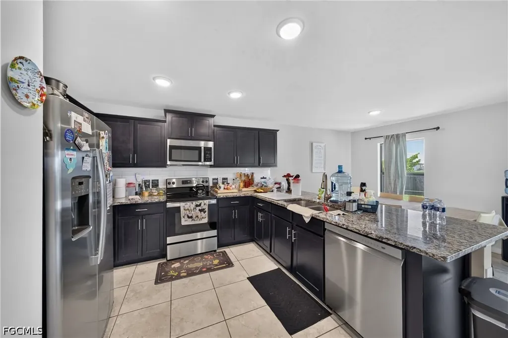 3903 NW 38th Street Cape Coral FL 33993