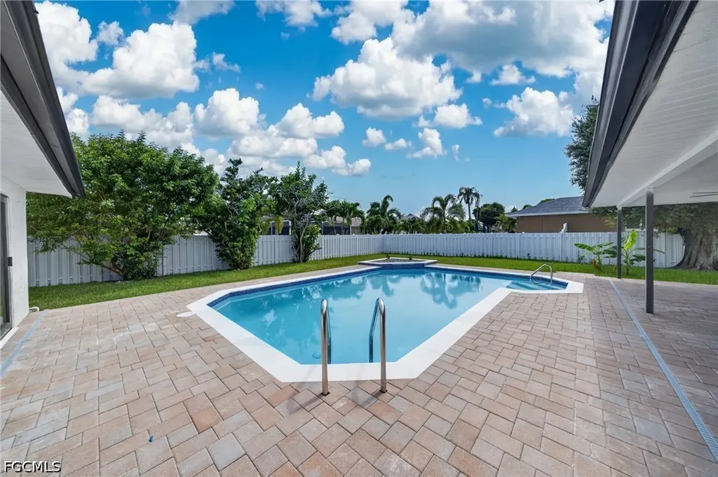 1408 SW 49th Street Cape Coral FL 33914