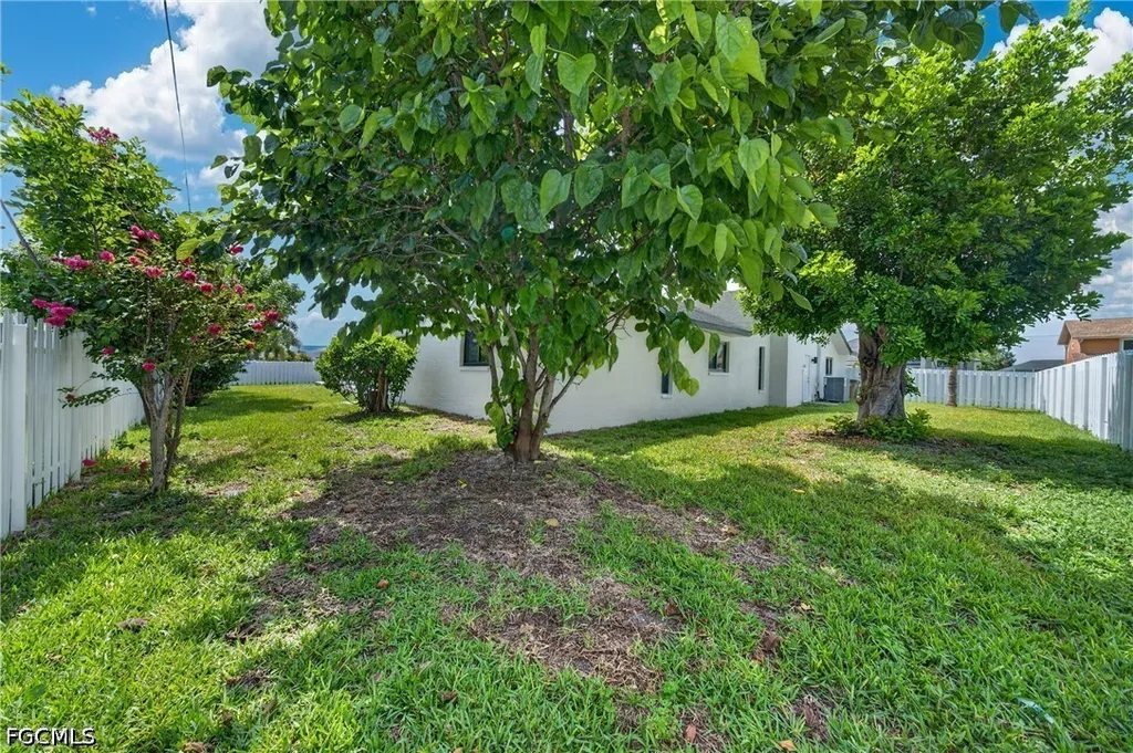 1408 SW 49th Street Cape Coral FL 33914