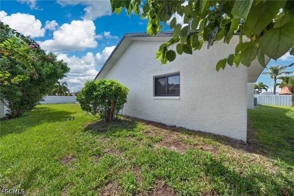 1408 SW 49th Street Cape Coral FL 33914