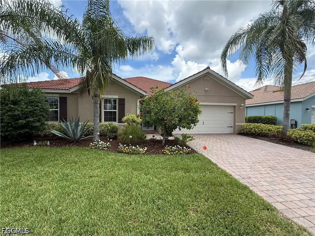 3217 Birch Tree Lane Alva FL 33920