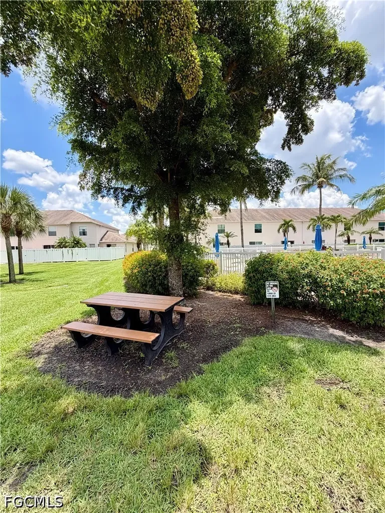3618 Pine Oak Circle Fort Myers FL 33916
