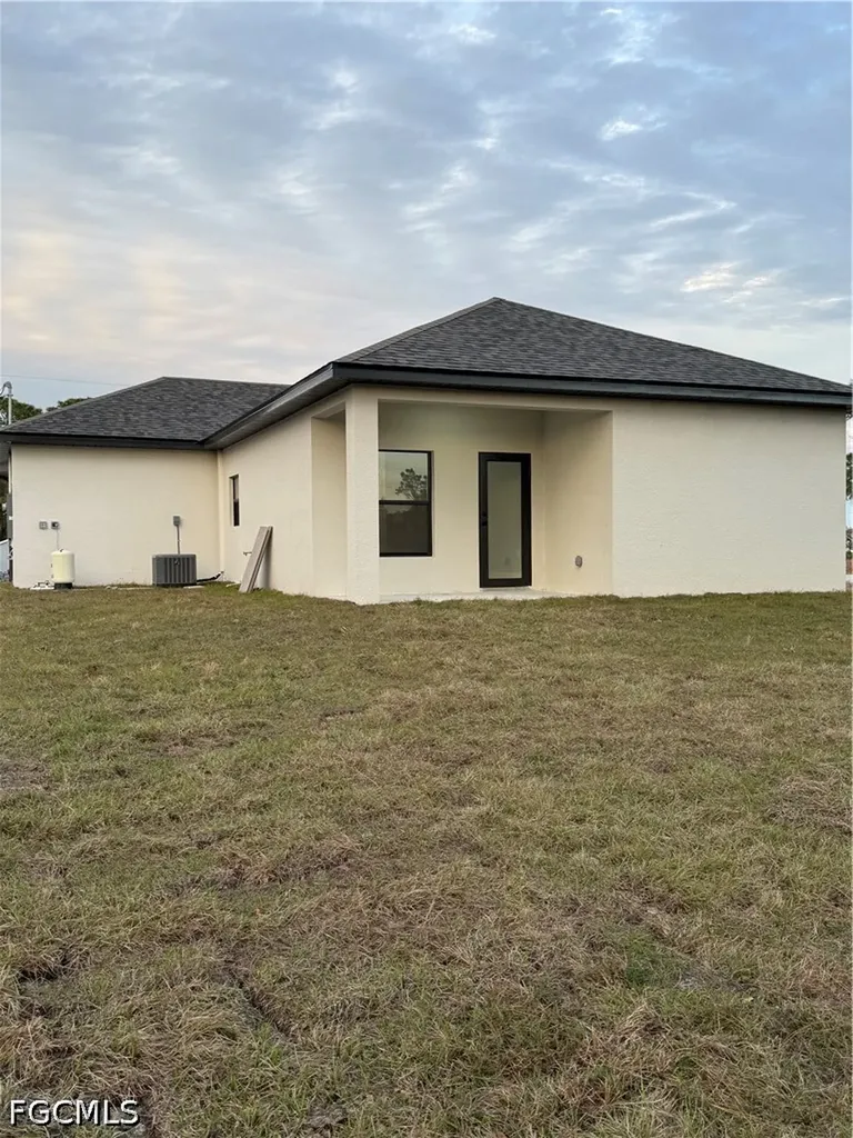 1178 Ebers Street E Lehigh Acres FL 33974