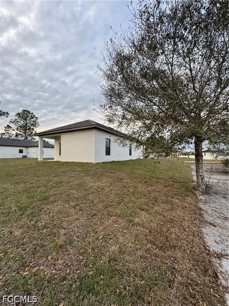 1178 Ebers Street E Lehigh Acres FL 33974