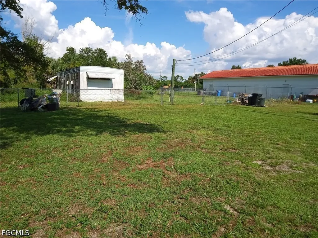 1511 Laurel Drive North Fort Myers FL 33917