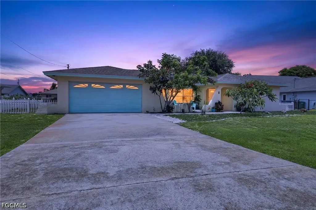 3937 SE 9th Court Cape Coral FL 33904
