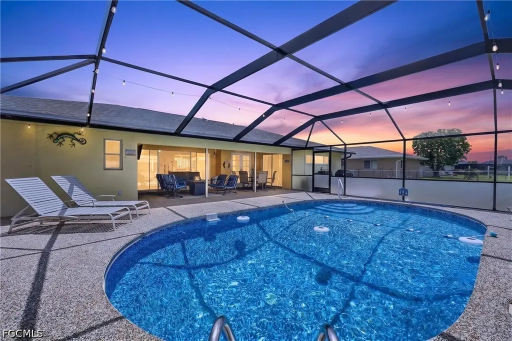 3937 SE 9th Court Cape Coral FL 33904