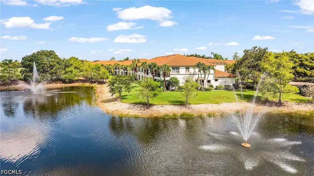 Bonita Springs FL, 12260 Toscana Way, Unit 101