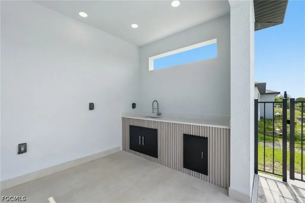 1232 Hancock Bridge Parkway Cape Coral FL 33990