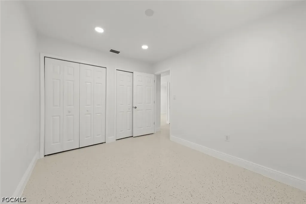 1040 Edgemere Drive Fort Myers FL 33919