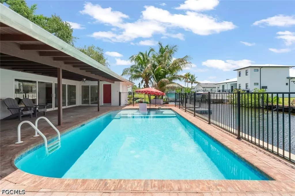 1040 Edgemere Drive Fort Myers FL 33919