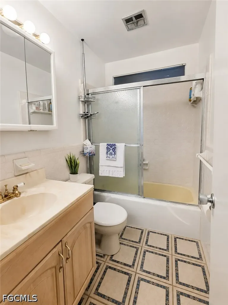 2214 Gladiola Drive Lehigh Acres FL 33936