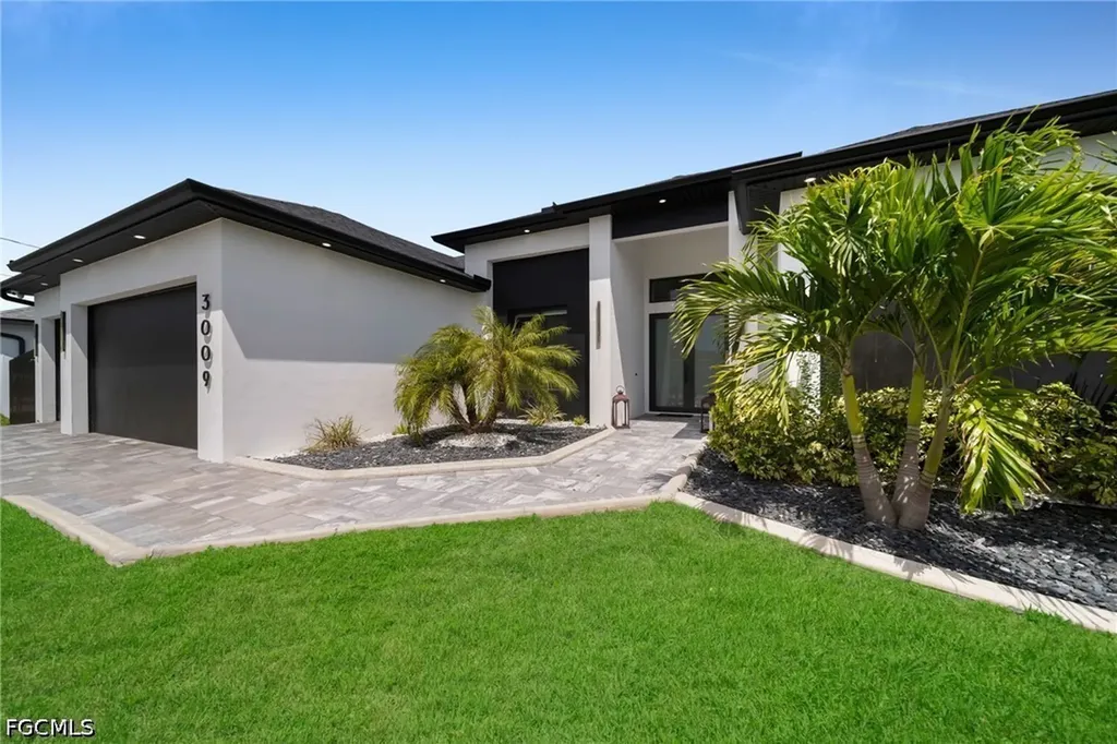 3009 SW 16th Place Cape Coral FL 33914