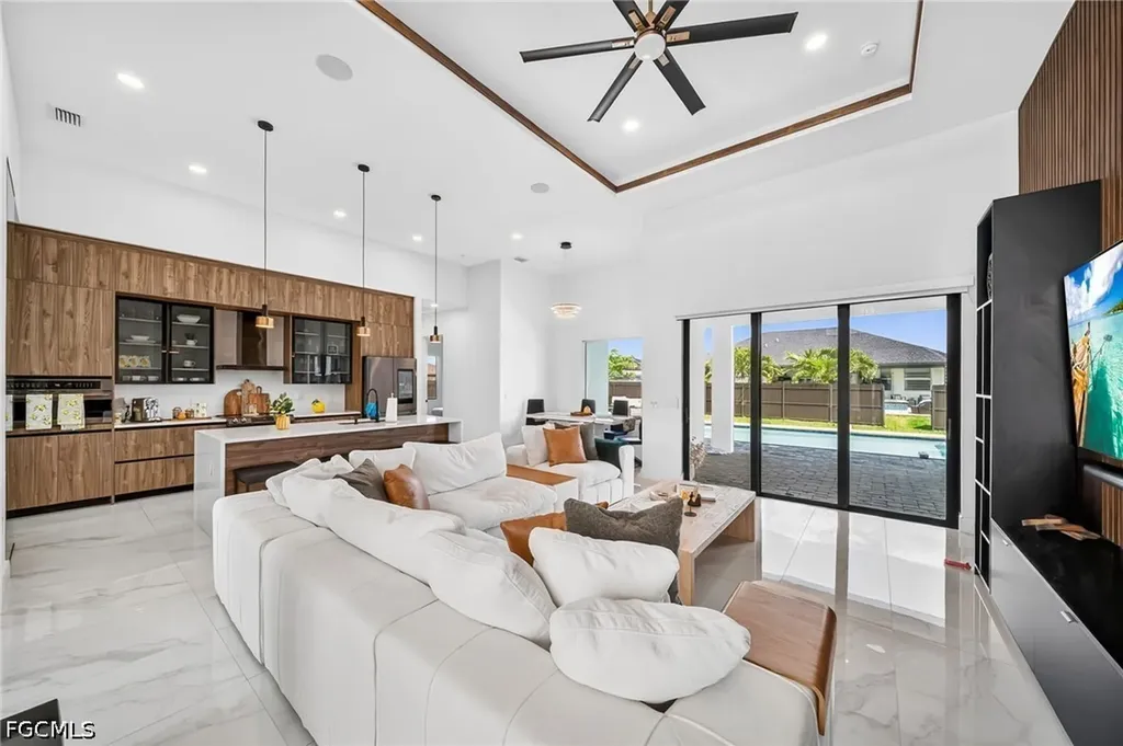 3009 SW 16th Place Cape Coral FL 33914