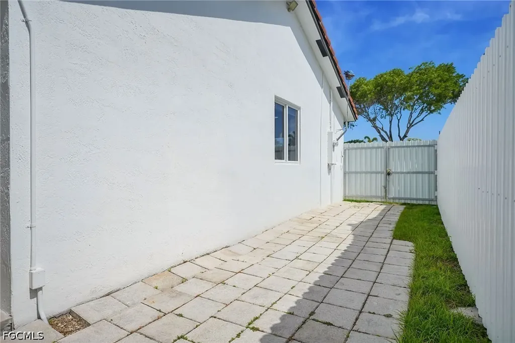 12551 SW 223 Street Miami FL 33170