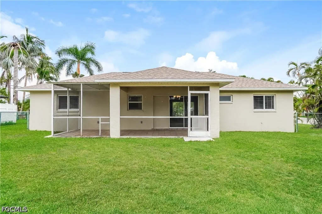 501 SE 17th Terrace Cape Coral FL 33990