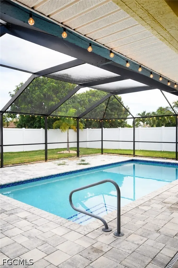 1422 SE 18th Street Cape Coral FL 33990