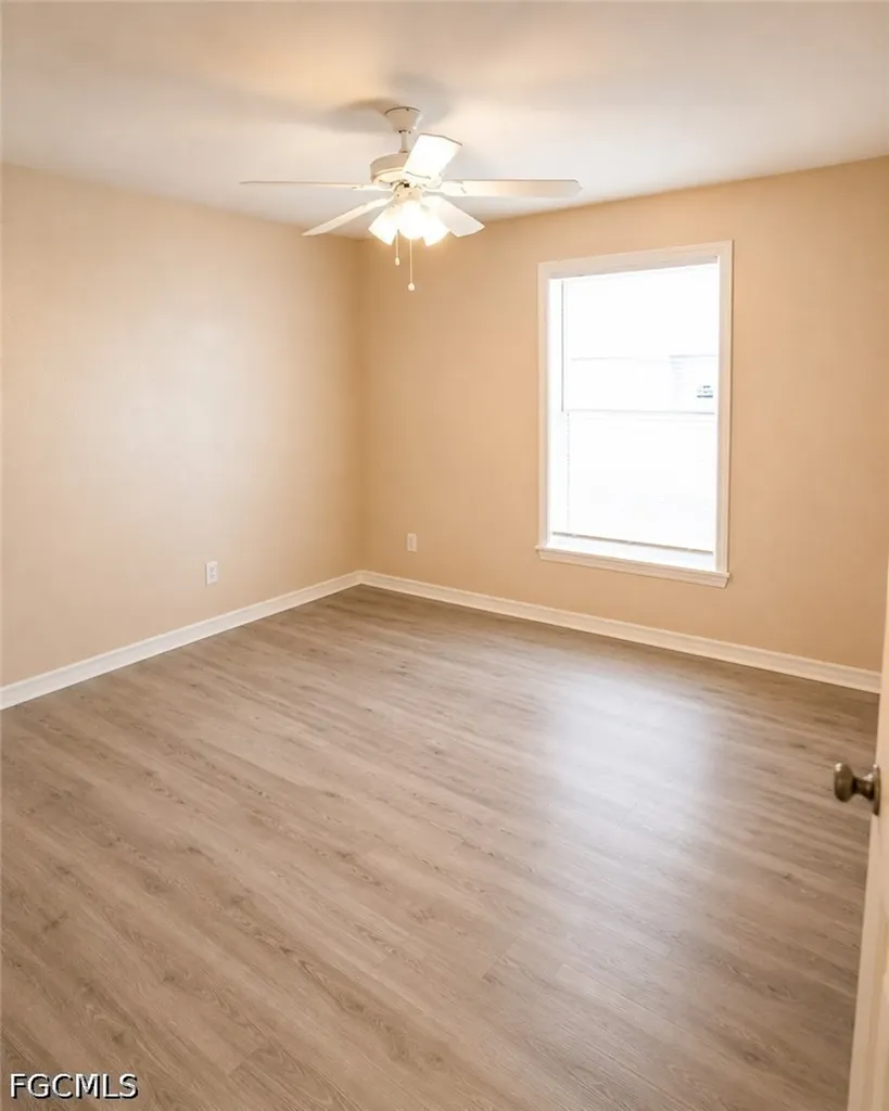 1422 SE 18th Street Cape Coral FL 33990