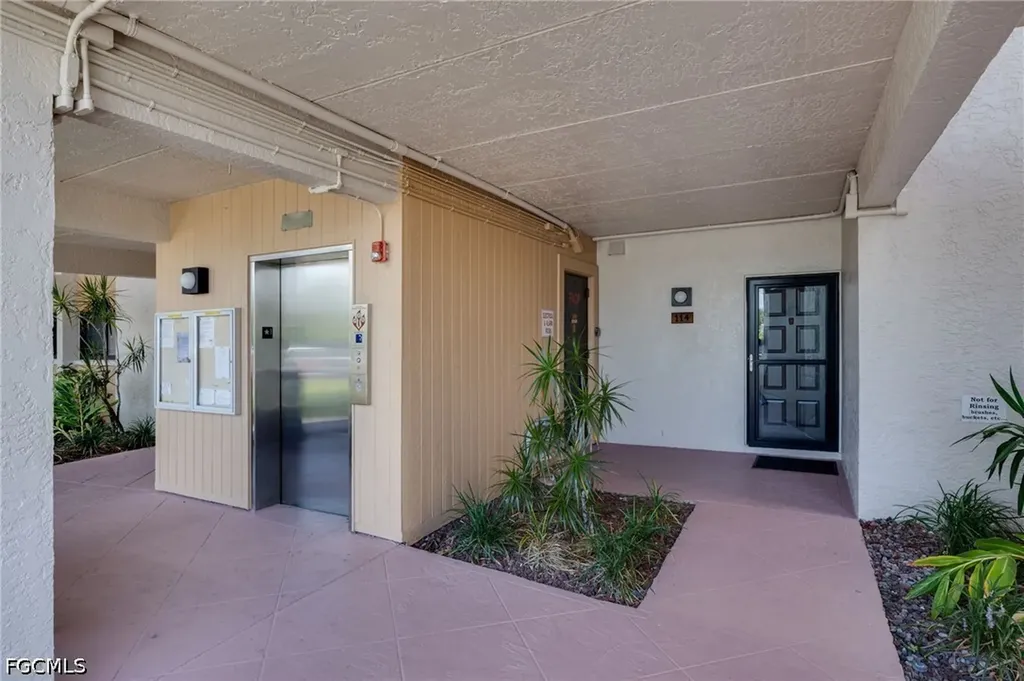 3458 Hancock Bridge Parkway North Fort Myers FL 33903