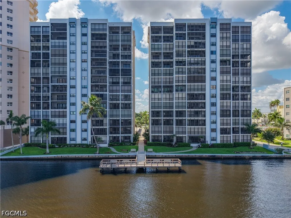 1901 Clifford Street Fort Myers FL 33901
