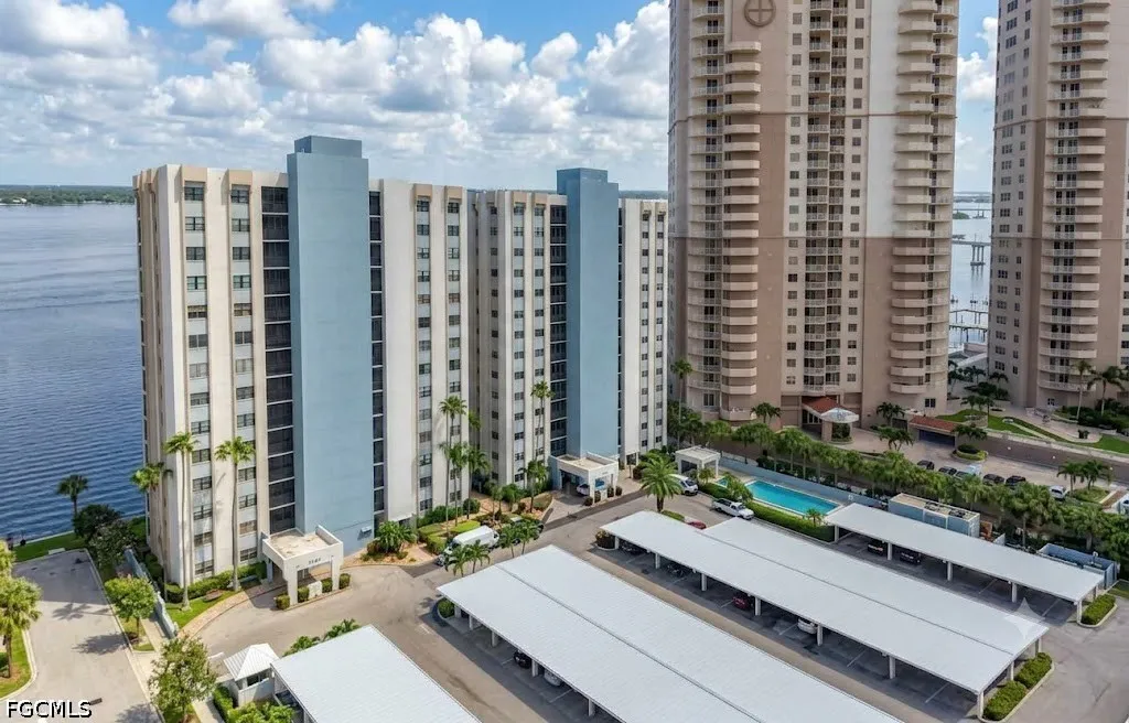 1901 Clifford Street Fort Myers FL 33901