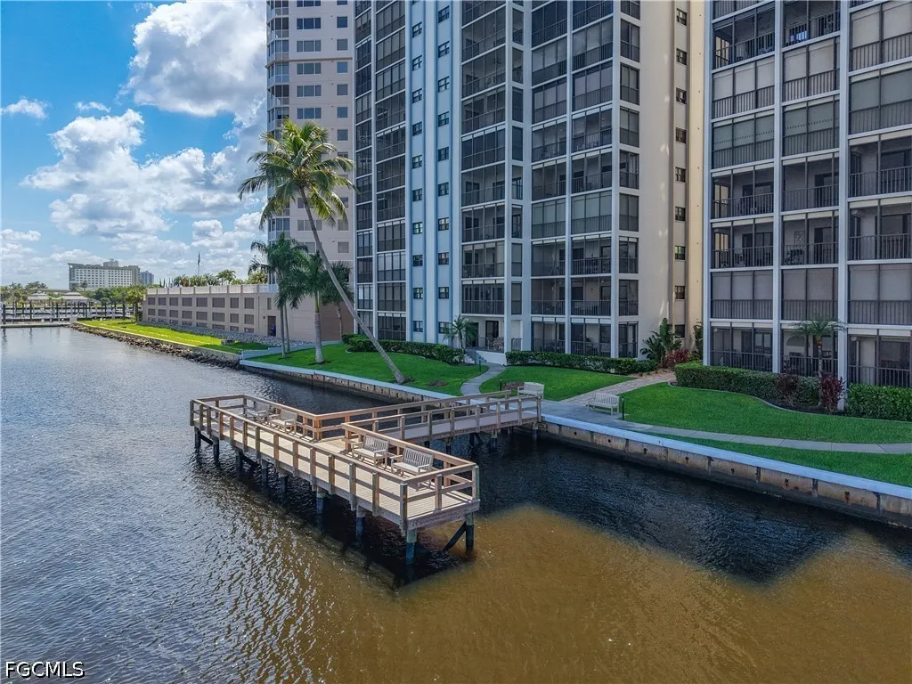 1901 Clifford Street Fort Myers FL 33901