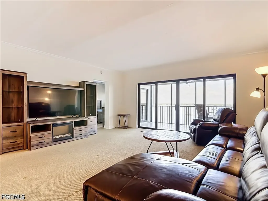1901 Clifford Street Fort Myers FL 33901
