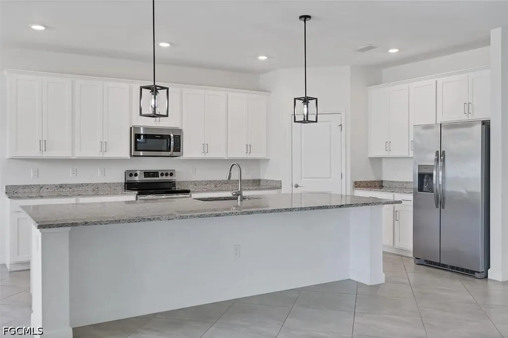 11368 Canopy Loop Fort Myers FL 33913