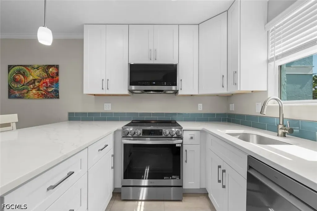 2840 W Gulf Drive Sanibel FL 33957