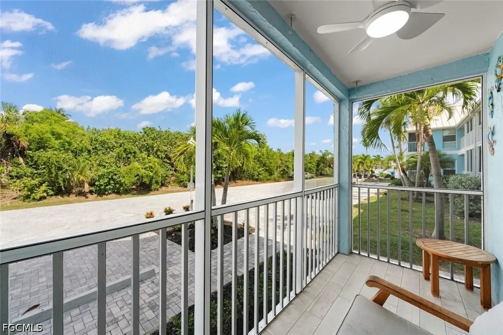 2840 W Gulf Drive Sanibel FL 33957