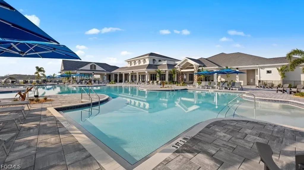 17211 Blue Sapphire Drive Fort Myers FL 33913