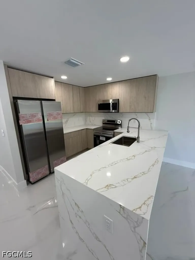 4733-4735 24th Street SW Lehigh Acres FL 33973