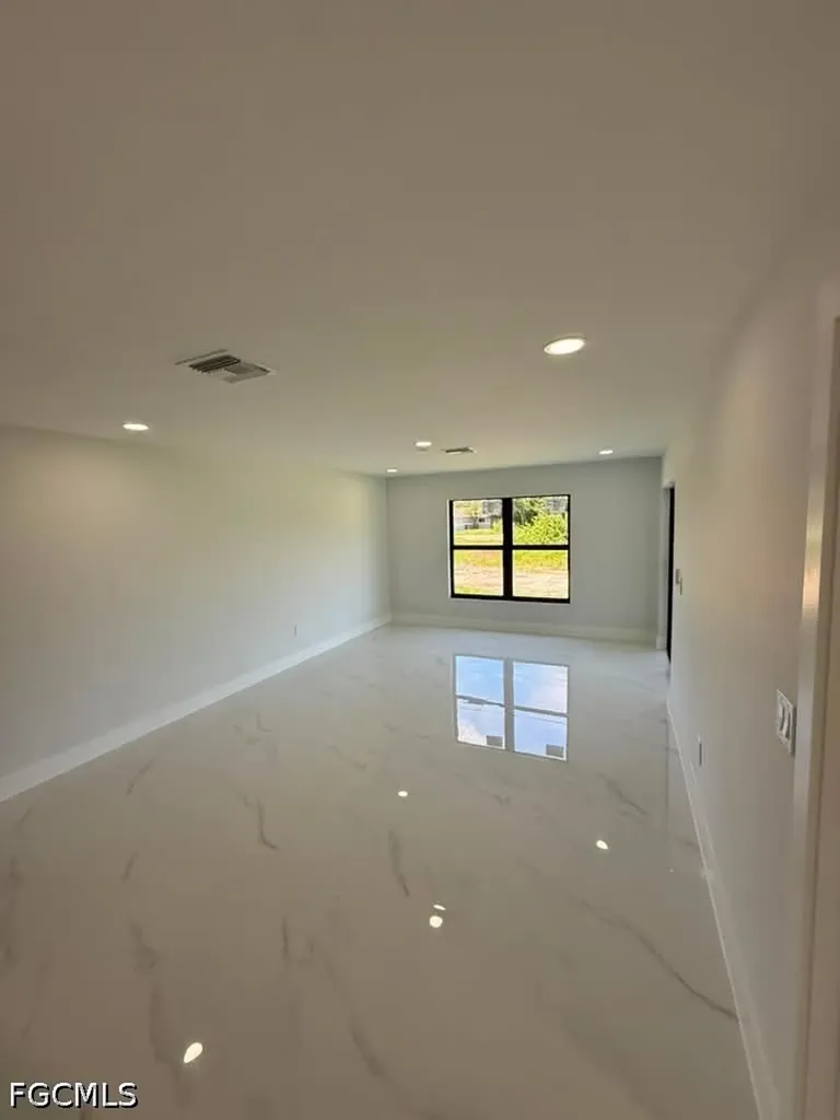 4733-4735 24th Street SW Lehigh Acres FL 33973