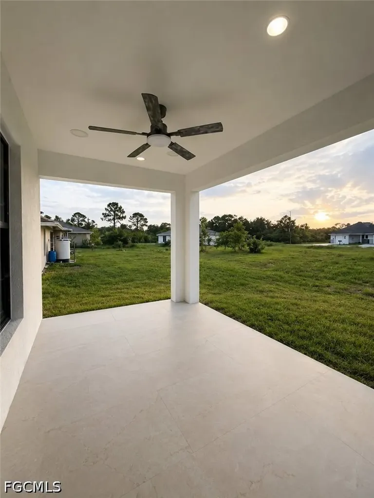 4733-4735 24th Street SW Lehigh Acres FL 33973