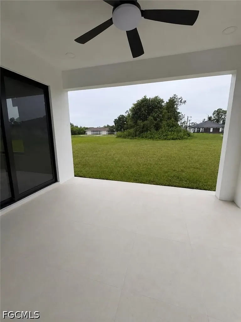 4733-4735 24th Street SW Lehigh Acres FL 33973
